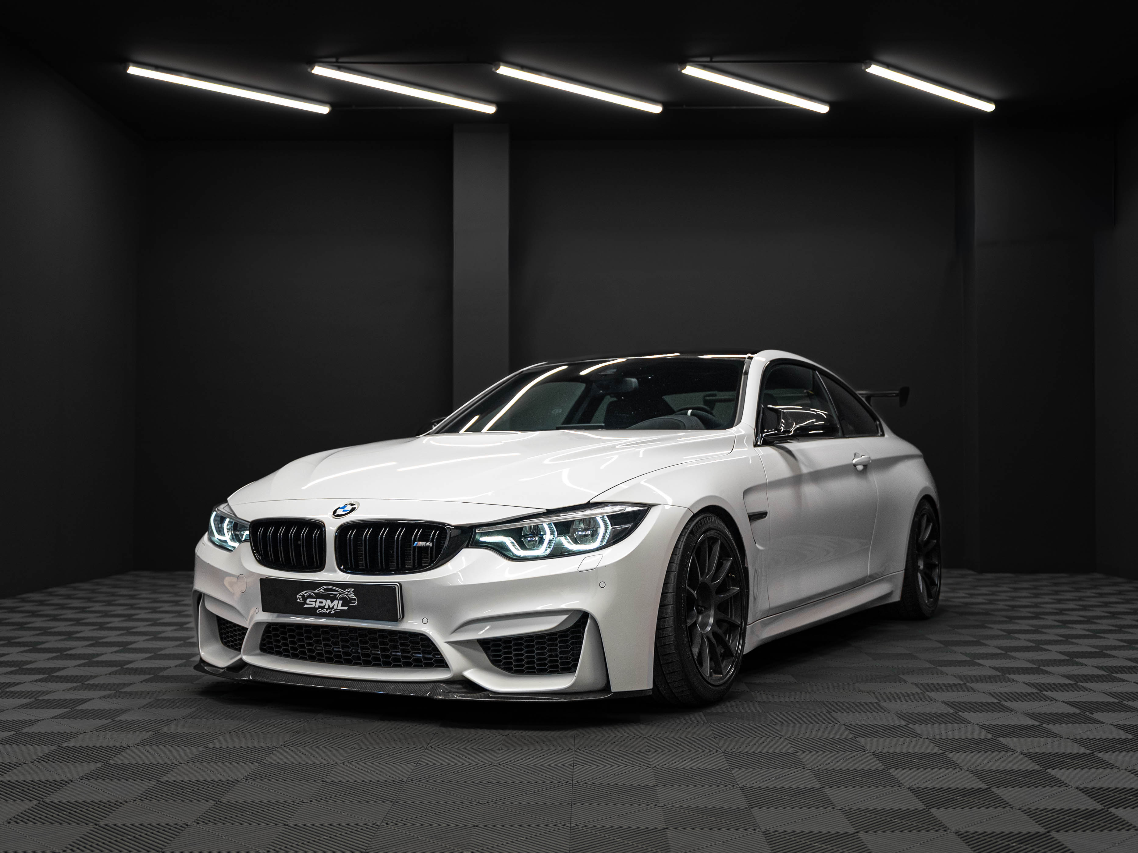 BMW M4 COMPETITON